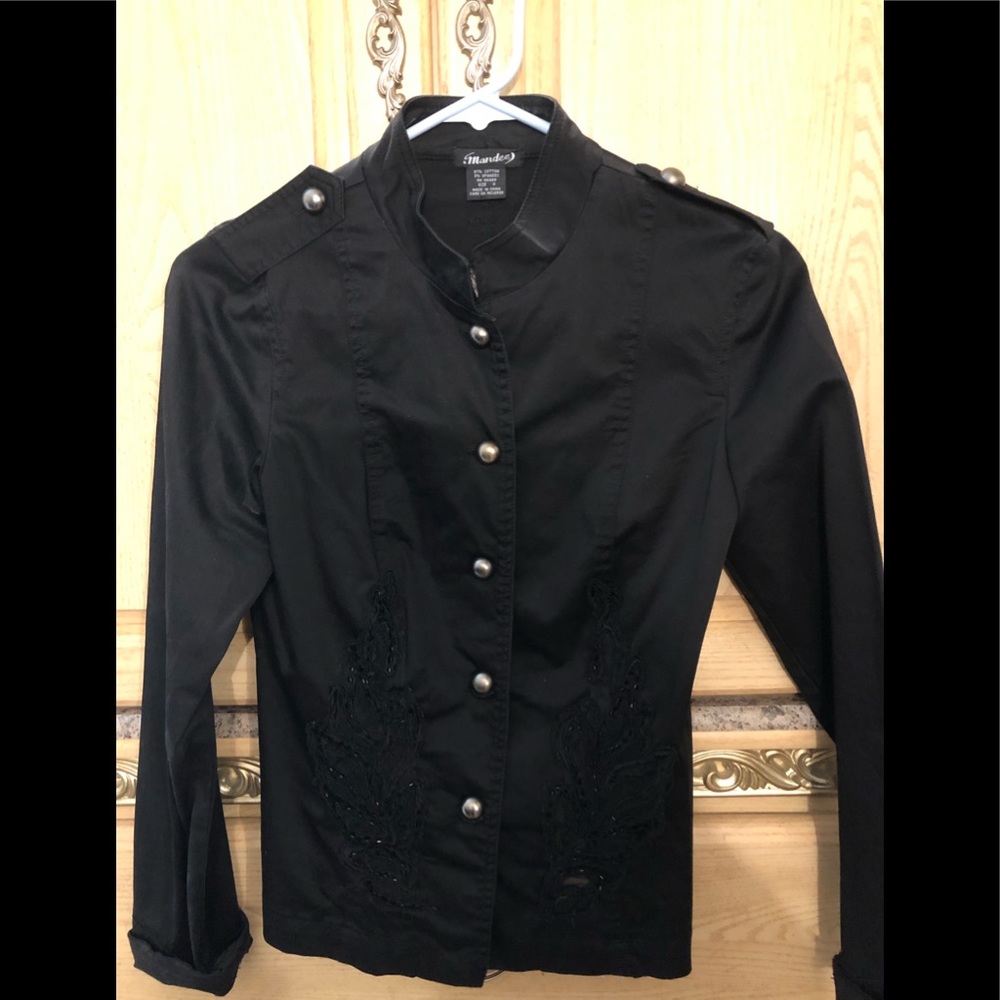 Women’s light coat